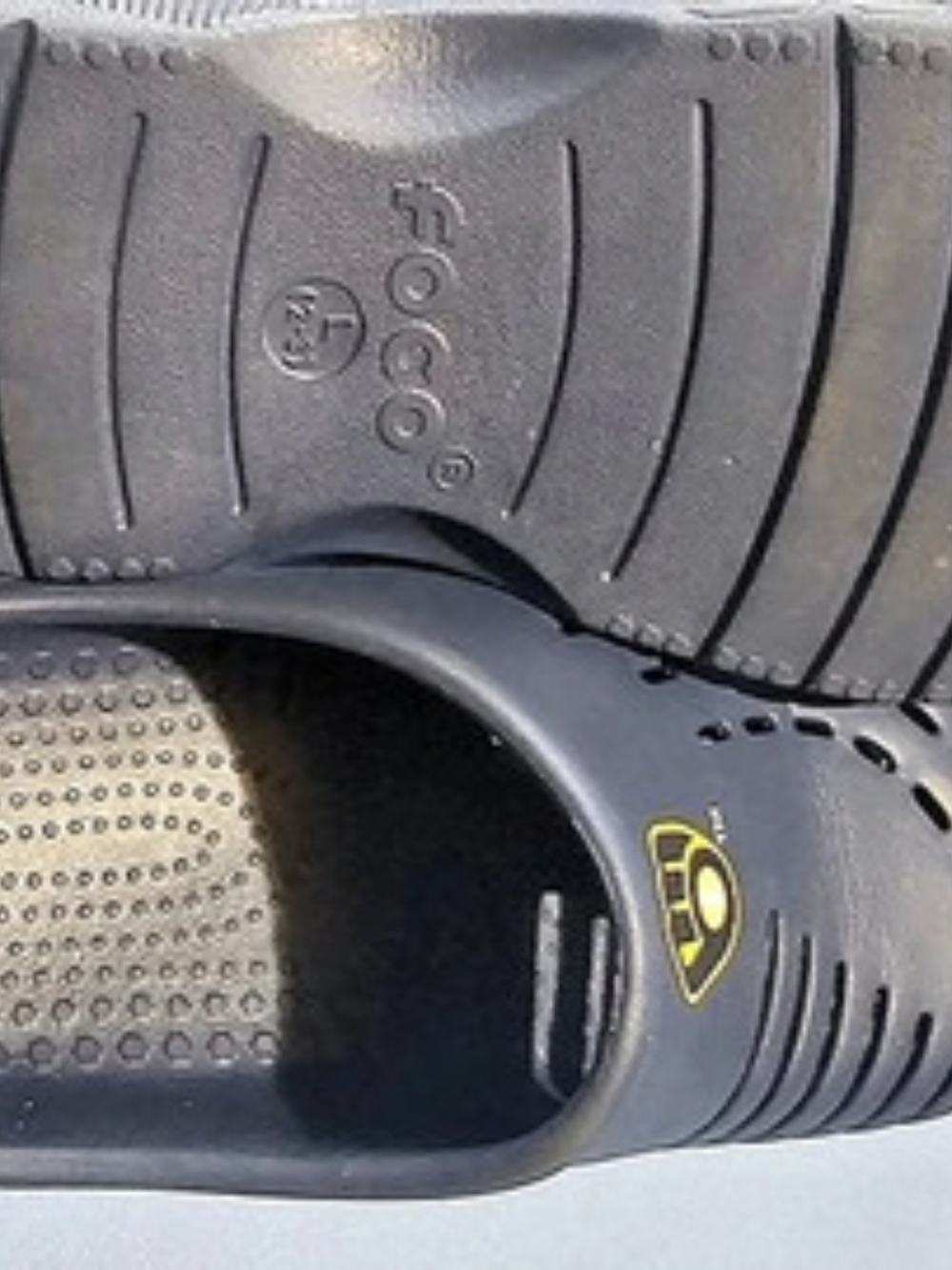 Crocs Black Clogs - Picture 4 of 4